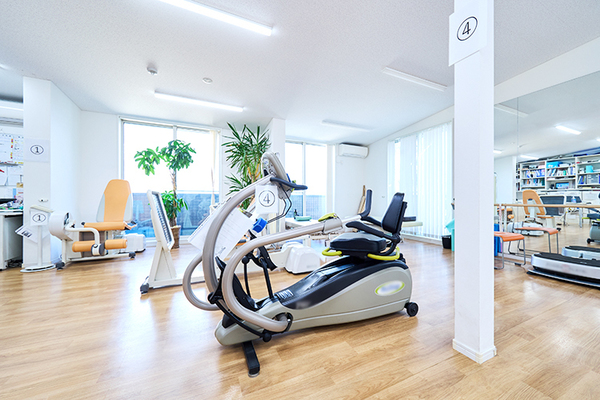 長谷川和正院長 かず整形外科クリニック5