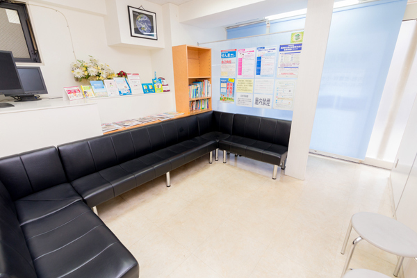 安藤策郎院長 落合駅前クリニック 5