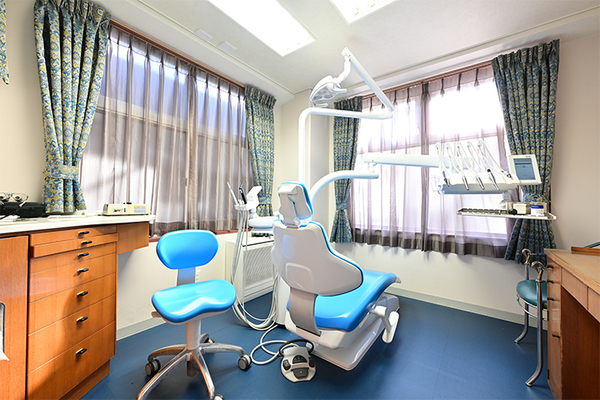 林聡一院長 稲葉歯科神田医院5