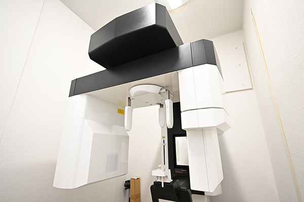 中村秀己院長、中屋莉佳子先生 なかむら歯科医院5