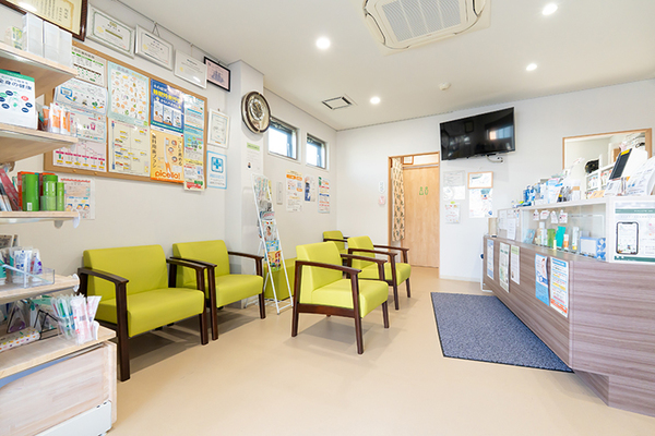 萩原佳江院長、萩原貴寛副院長 のだ歯科医院5