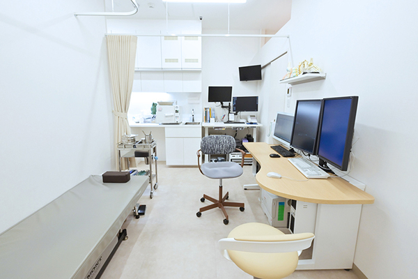 田中寛樹院長、田中真一郎名誉院長 田中整形外科クリニック5