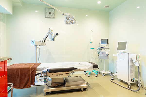 平山泰樹院長 御影こども形成外科5