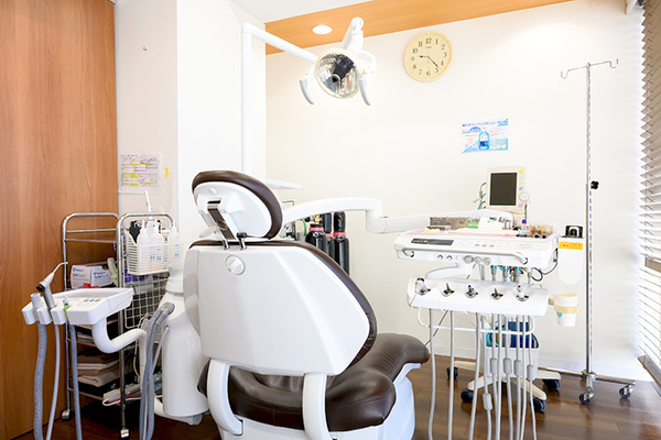 永山幸先生 ザ・ホワイトデンタルクリニック 船橋院5