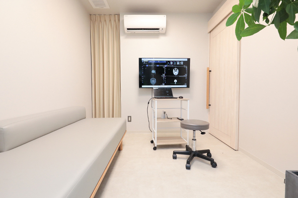 廣川佑院長 桃園通りこもれびクリニック5