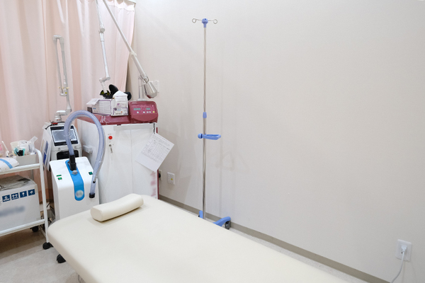 林めぐみ院長 はやし皮フ科クリニック5