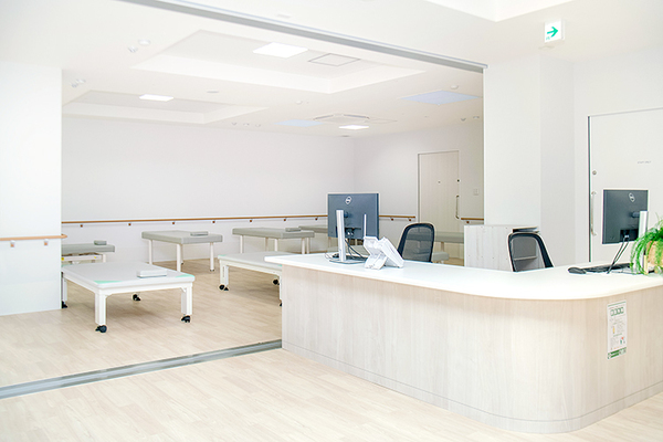 隈元真志院長、津田圭一副院長 福岡脊椎クリニック5