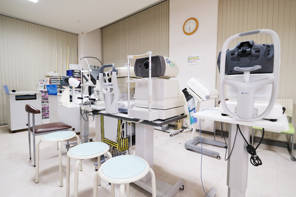 野村征敬院長 野村眼科5