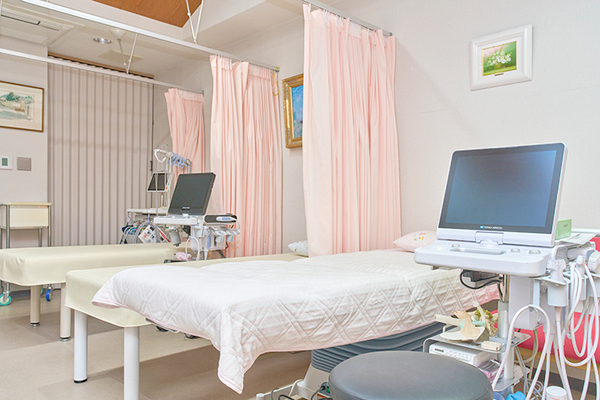 段秀和院長、段美穂副院長 段医院5