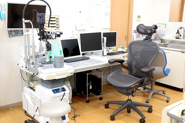 藤本竜太郎院長 ふじもと眼科5