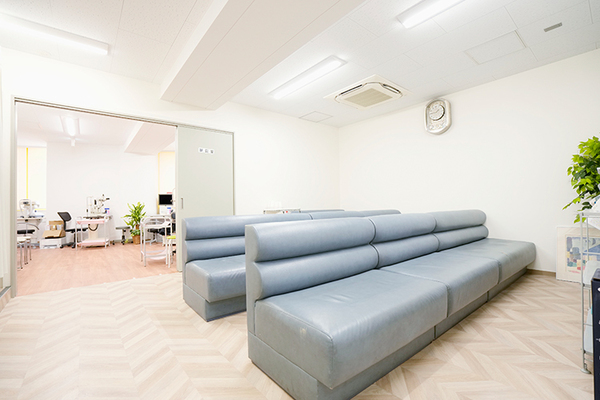 福永ひろ美院長 かんない駅前眼科クリニック5