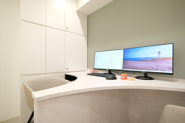 鈴木智久院長 ゆうなぎ歯科・矯正歯科志木5