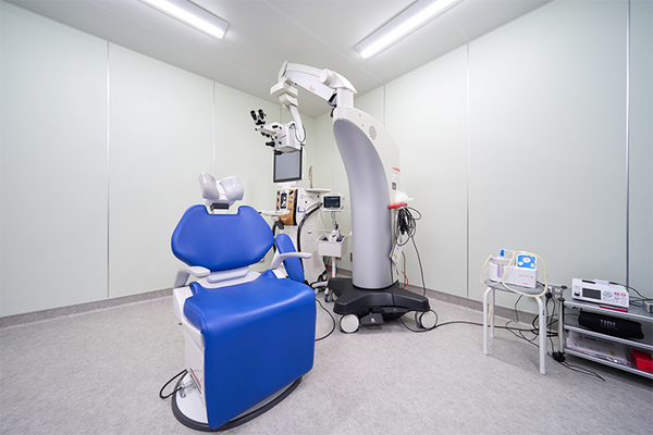 鴨下衛院長 鴨下眼科クリニック5