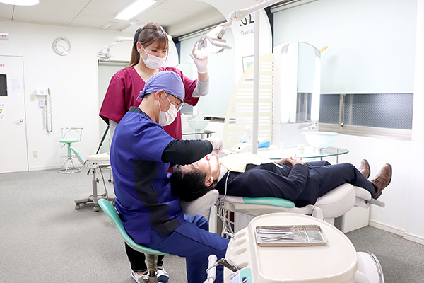 木佐貫聡院長 アクア矯正歯科5