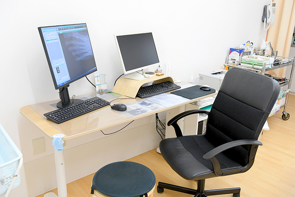 齋藤裕院長、齋藤晶副院長 斎藤クリニック5