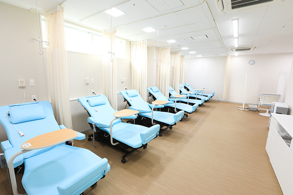 三村英也院長、油井健宏副院長 三村医院5