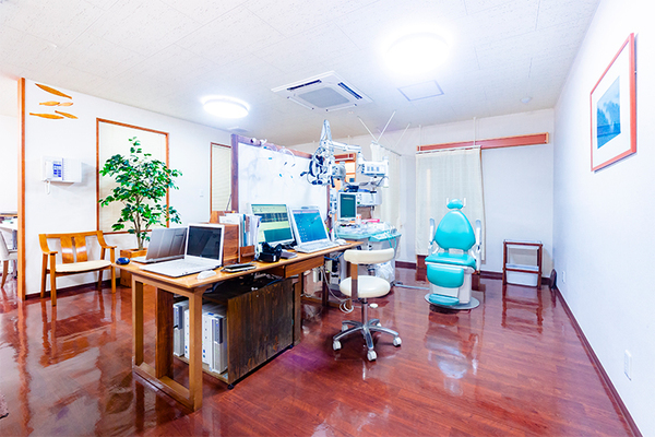 樋上茂院長、樋上弓子副院長 ひがみ耳鼻いんこう科・いびき睡眠クリニック5