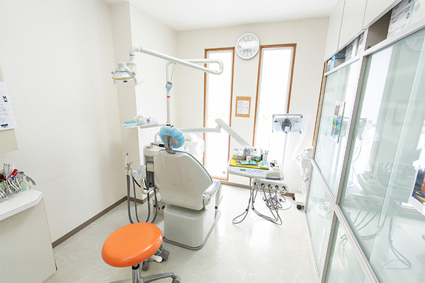 笹川円理事長 笹川矯正歯科5