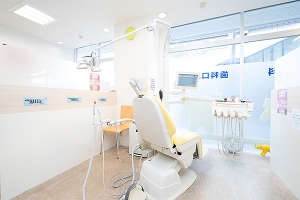 服部旭威院長 宮前はっとり歯科5