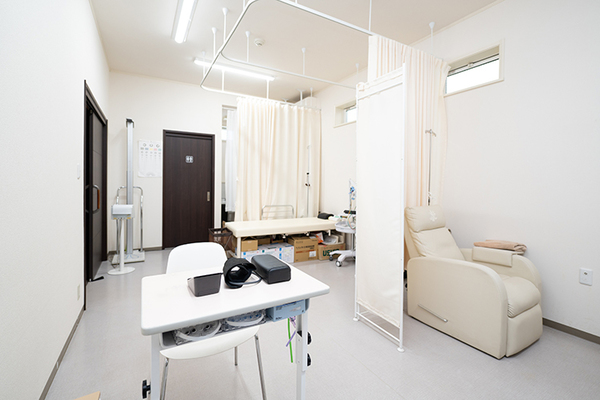 吉岡拓也理事長 昭島リウマチ膠原病内科5