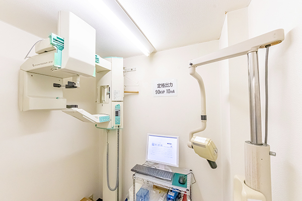 小宮山仁敬院長、星山菜穂子先生 FDOこみやま歯科5