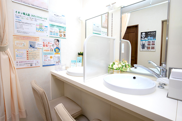 梶澤知恵子理事長 皮膚科ちえこクリニック5