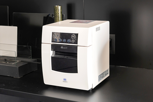 村井亮介院長 Eden Dental Office5