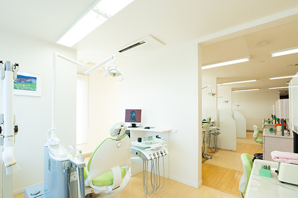 季羽江院長 すずらん歯科医院5