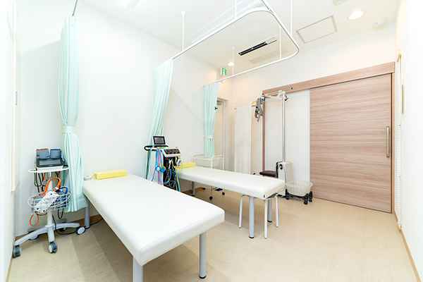 佐藤雄院長、佐藤杏月副院長 八丁堀さとうクリニック5