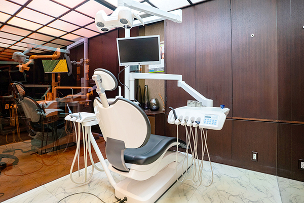 久留克彦理事長 ヒサドメ歯科5