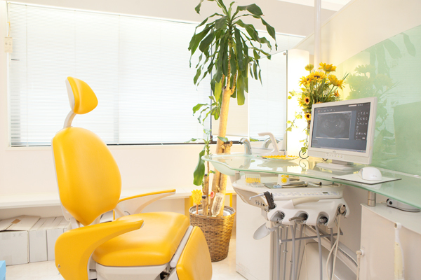 鈴木康博院長 ひまわり歯科クリニック5