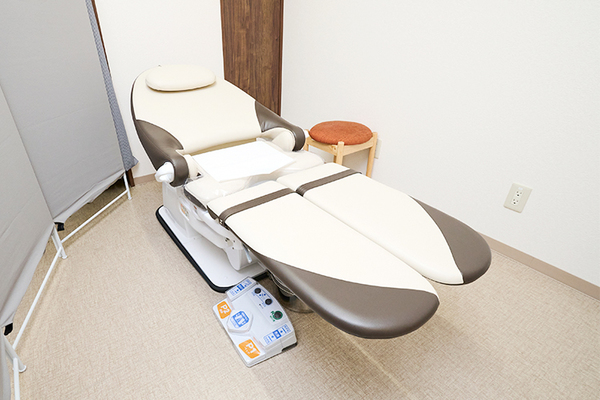 新井絢子院長 代々木公園泌尿器科5