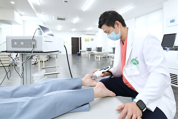 村山一宏院長 ソラリス整形外科 大阪福島リハビリテーションクリニック5