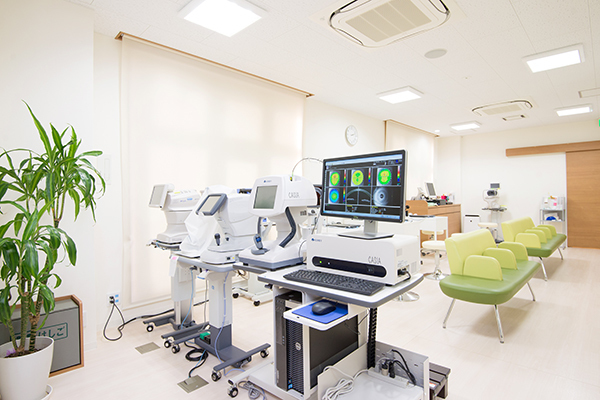 福永崇樹院長 ふくなが眼科5