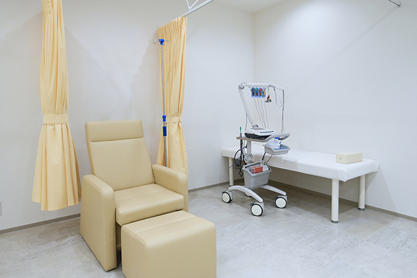 梅田達也院長 うめだクリニック5