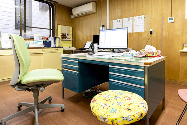 桑原浩徳院長 くわはらこどもクリニック5