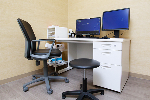 小林功幸院長 北府中クリニック5