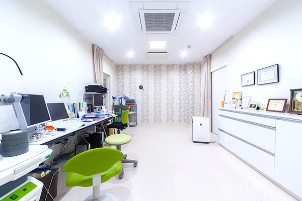 白根一院長、白根授美副院長 白根医院5