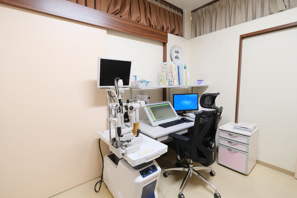 佐藤匡世院長 くさかり眼科5