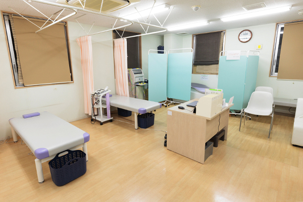 細貝睦院長 秋津ほそがい整形外科5