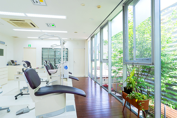 藤井三保子院長 のうみ矯正歯科医院5