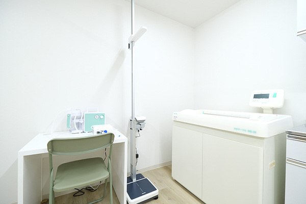 尾関恵里奈院長 番町麹町こどもクリニック5
