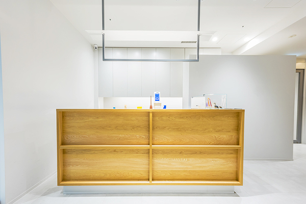 酒井敏貴院長 TOKYO DENTAL OFFICE 西新宿5