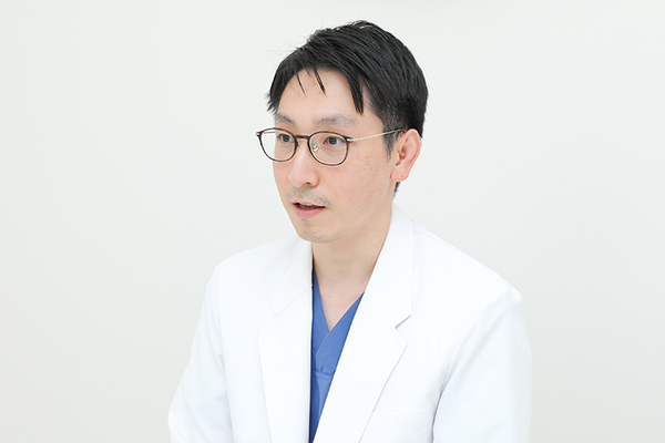 青柳龍太郎院長 みずほ台ホームケアクリニック5