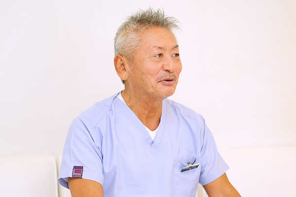 松丸二郎院長 松丸・歯科・矯正歯科白岡駅ビルクリニック5