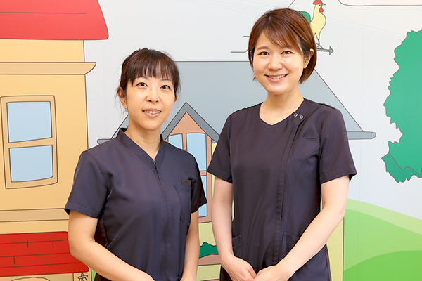 冨本昌之院長、長尾諒子副院長、田村怜子先生 とみもと歯科医院5
