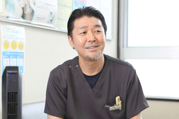 湖崎武秀院長 湖崎歯科クリニック6