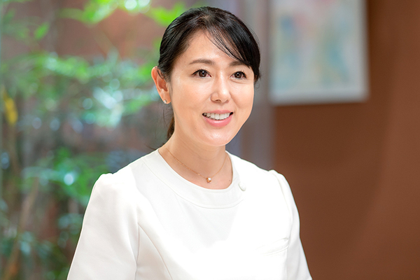 山畑圭子理事長 ホワイトラビット歯科医院6