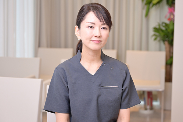 臼井佳恵院長 西新宿 皮ふのクリニック6