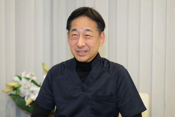 笹間康弘院長 ササマ歯科クリニック6